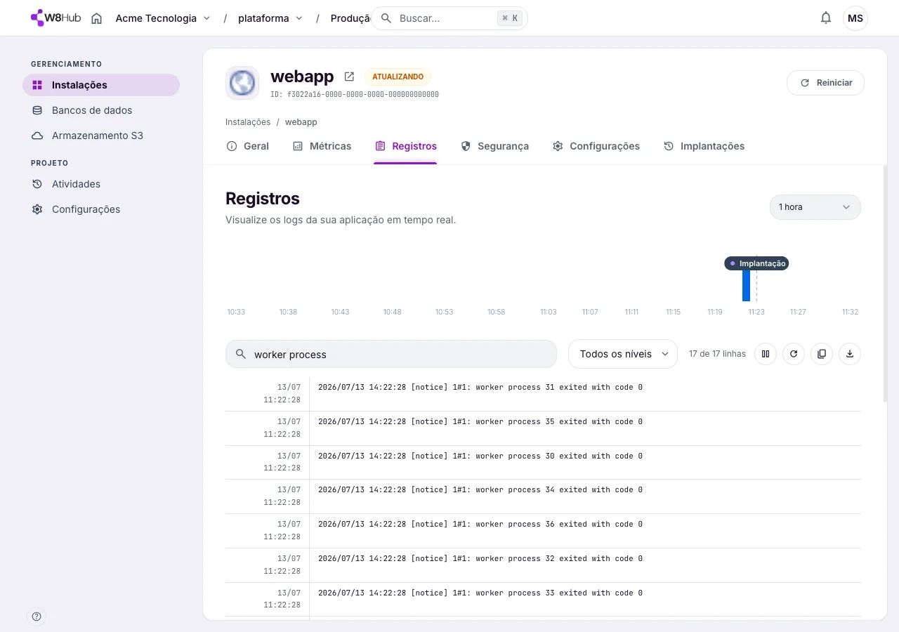 Aba de Registros (logs) de uma instalação: visualização de logs em tempo real com filtros por nível, por implantação, pausar, copiar e baixar.